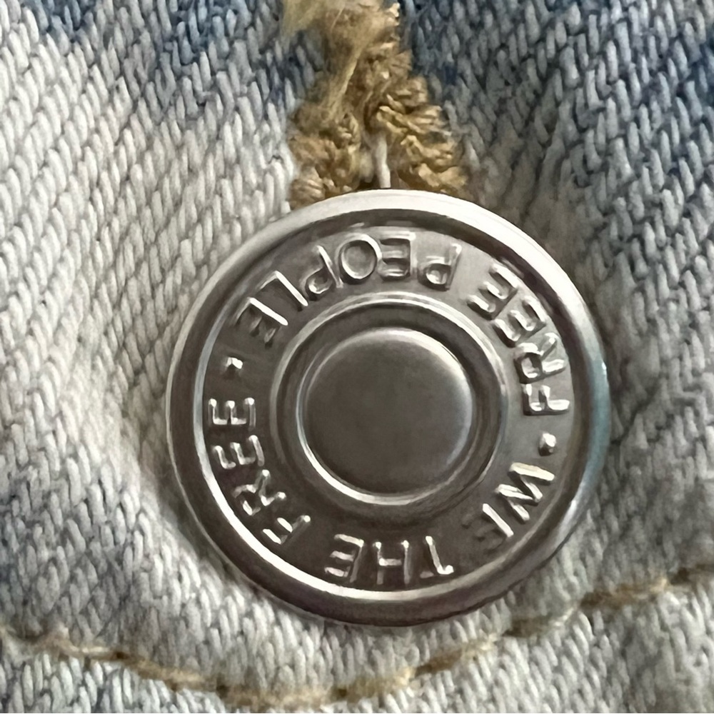Free People White and Blue Tones Tie Dye Denim Jacket Size Small - Picture 6 of 16